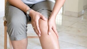 Signs and symptoms of knee arthritis